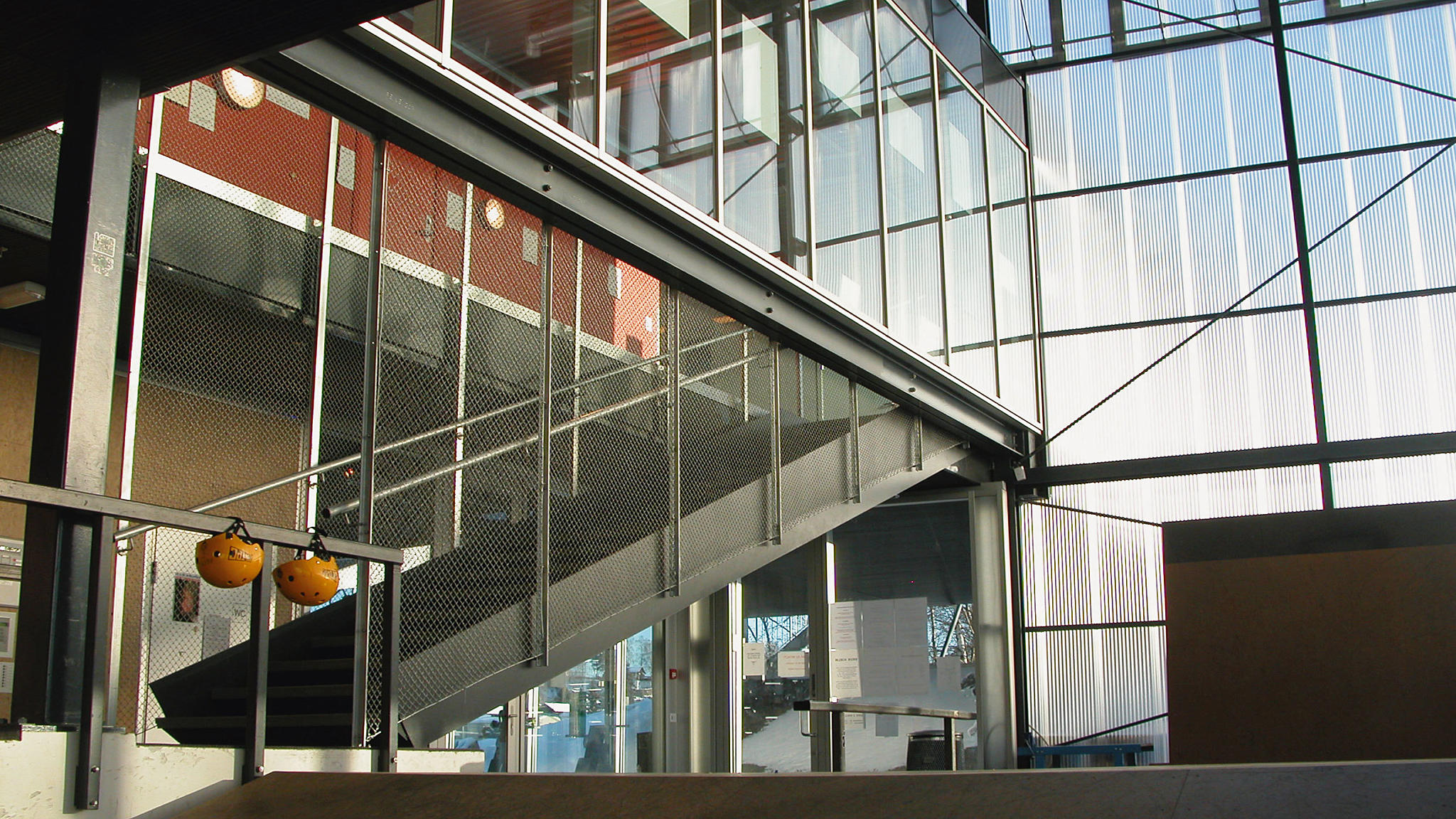 «Innstikksbygget».