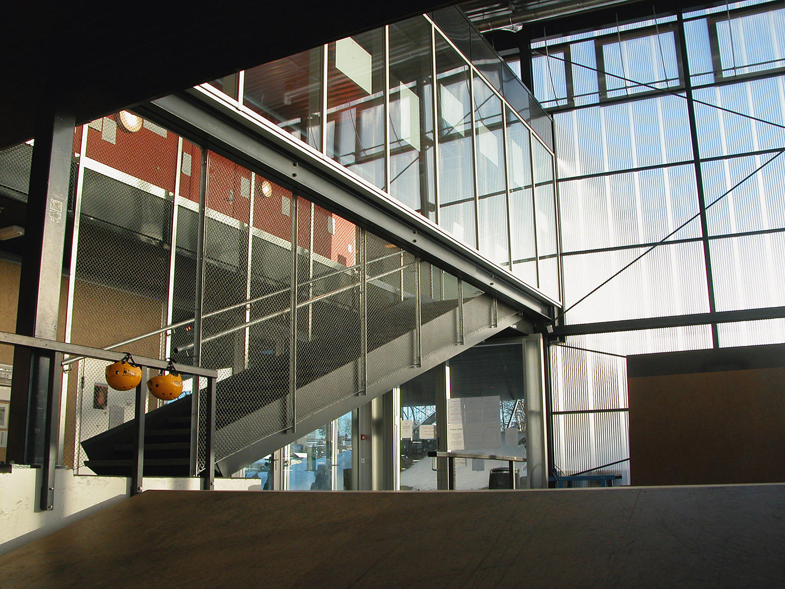 «Innstikksbygget».