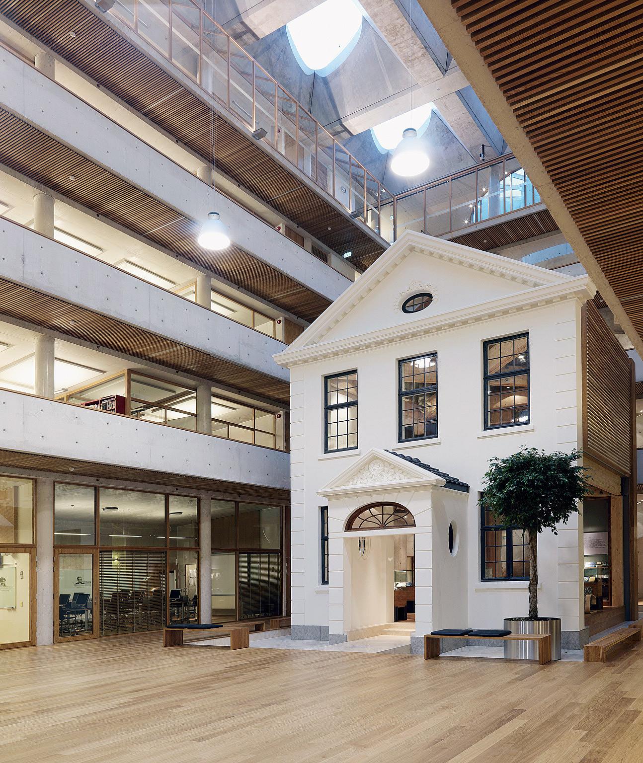 Fra atriet i Gyldendalhuset. Foto: Jiri Havran