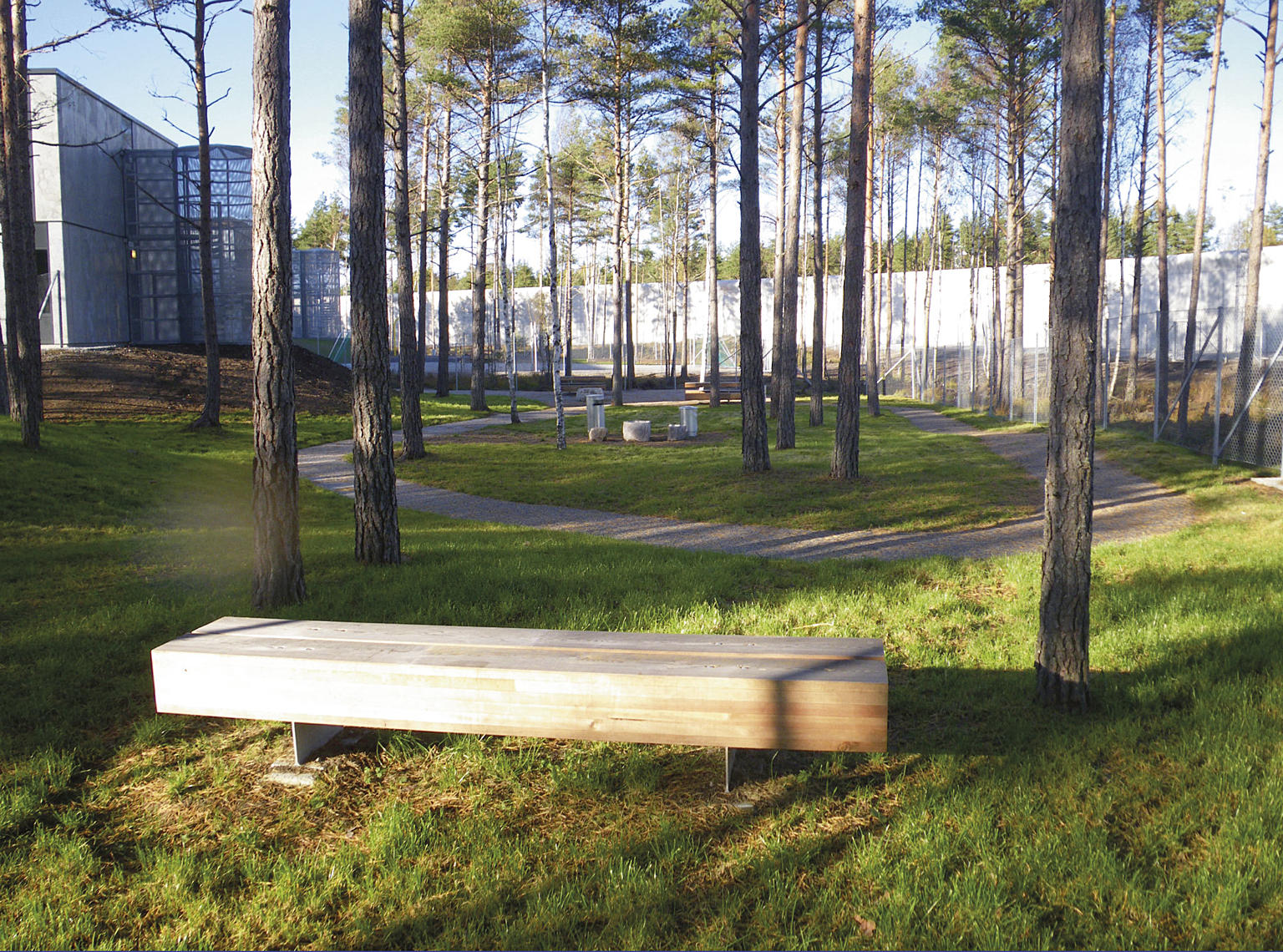 Luftegård med naturhage i tilknytning til boavsnitt.