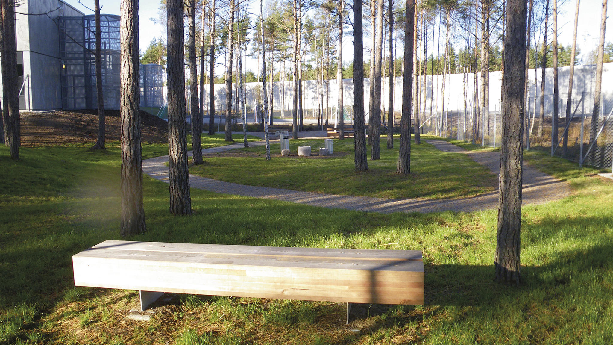 Luftegård med naturhage i tilknytning til boavsnitt.