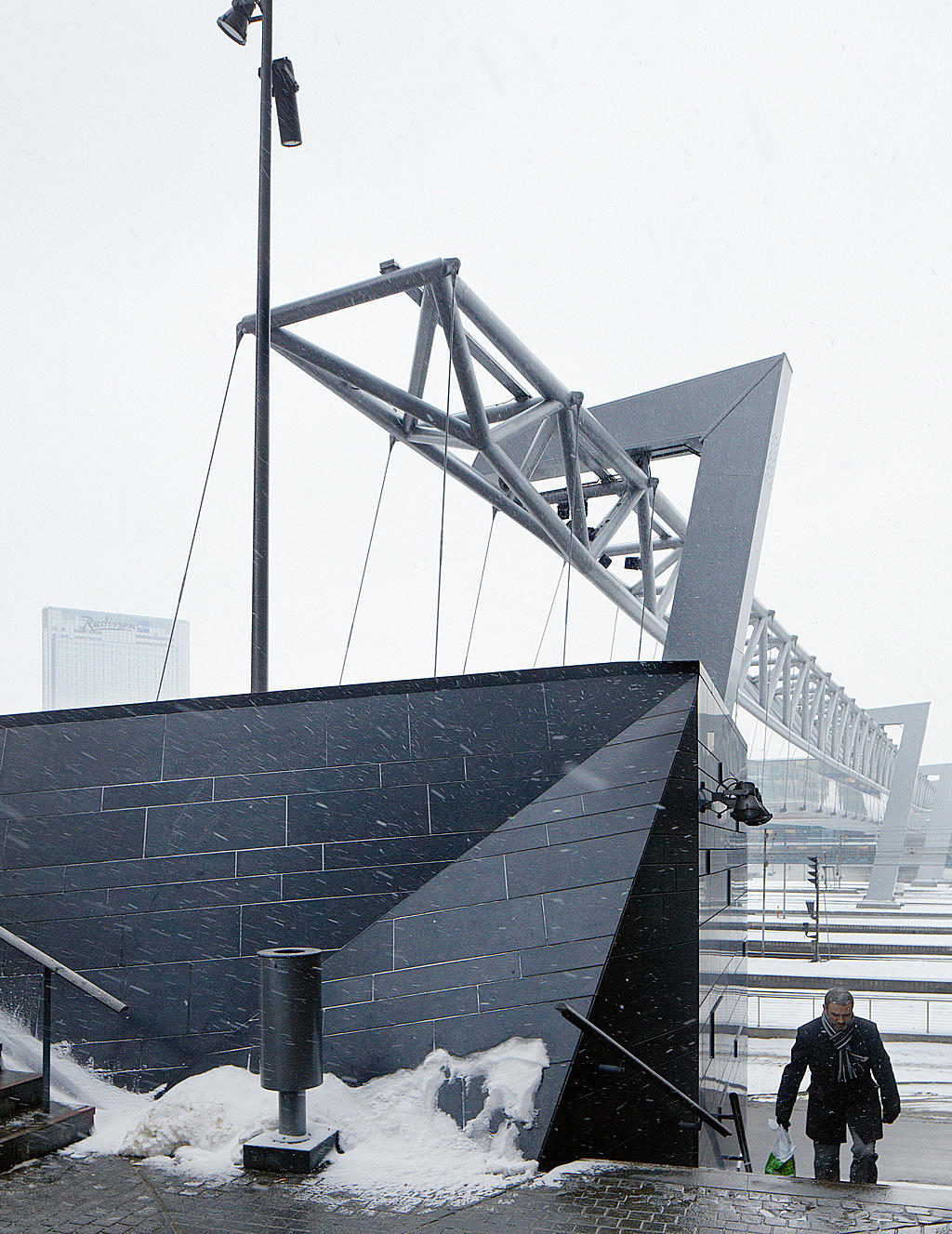 Fra Bjørvika-siden av Stasjonsinngang Øst. Foto: Ivan Brodey