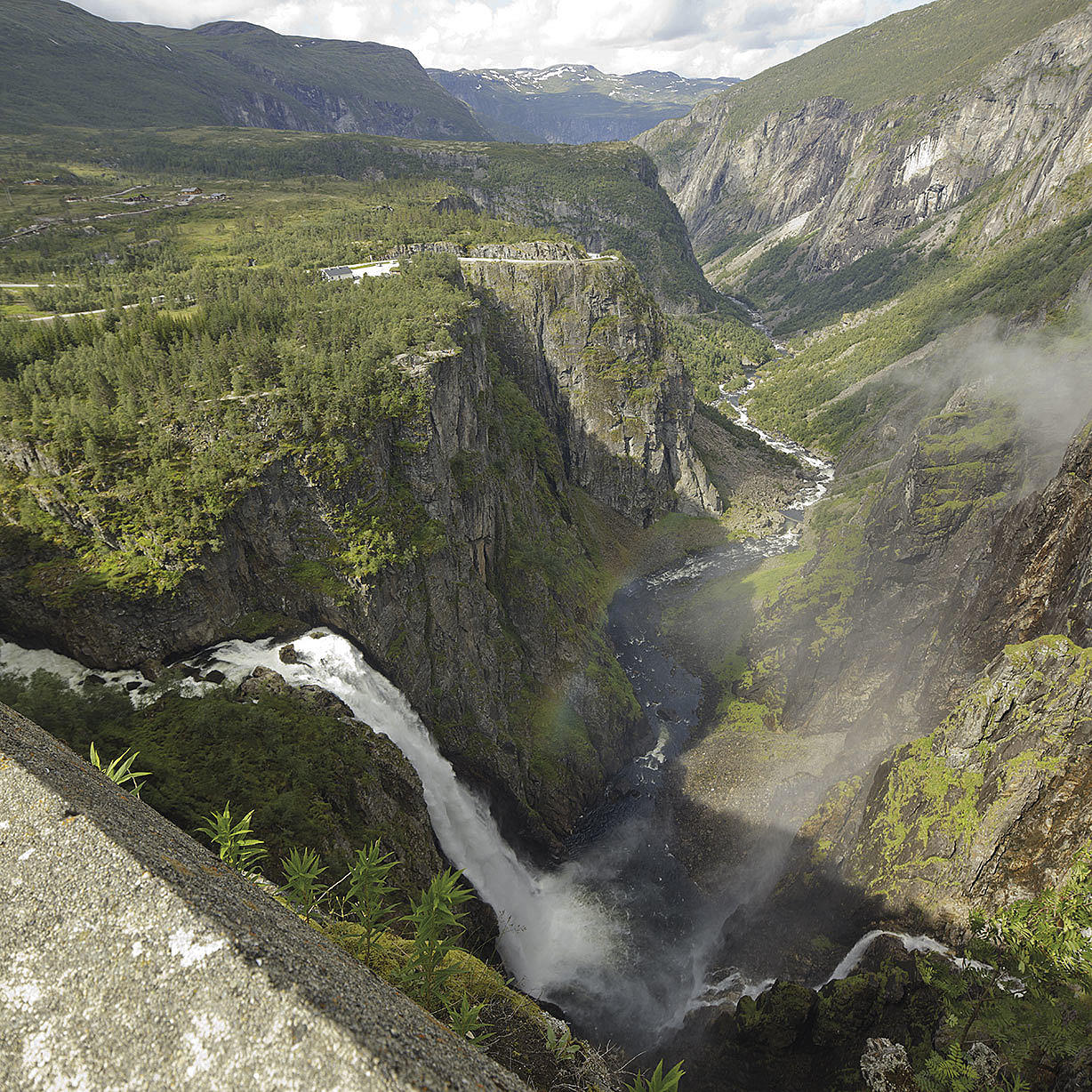 Bildet av Vøringsfossen har vært kjent i snart 200 år. Men gir dagens landskapsanalyse grunnlag for å innhente kunnskap om landskap i vår egen tid? Foto: MF