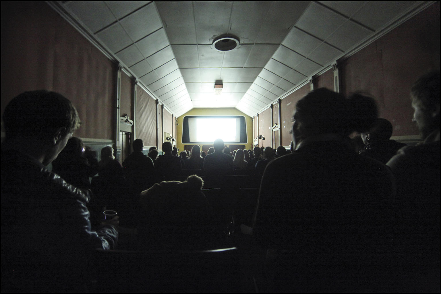 Fra åpningsforestillingen. Foto: Ian Cox