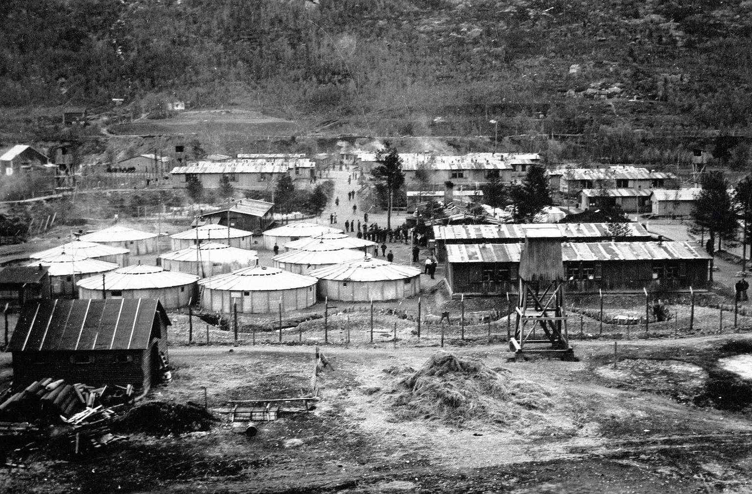 Beisfjord mai-juni 1945. Foto: Narviksenteret
