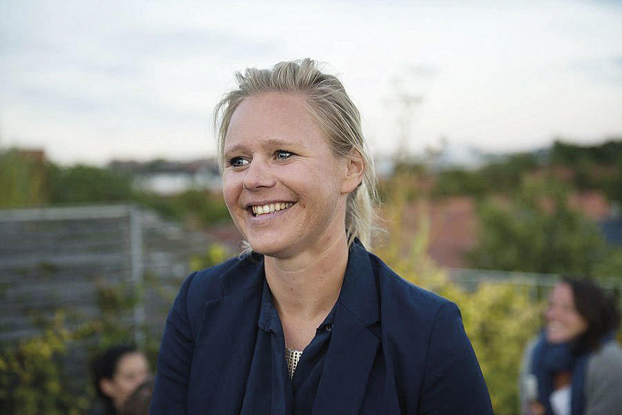 Mari Smørgrav, selv arkitekt i Tuvalu Arkitekter, beboer i Green House. 