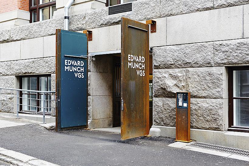 Den nye hovedinngangen fra Nordahl Bruns gate.