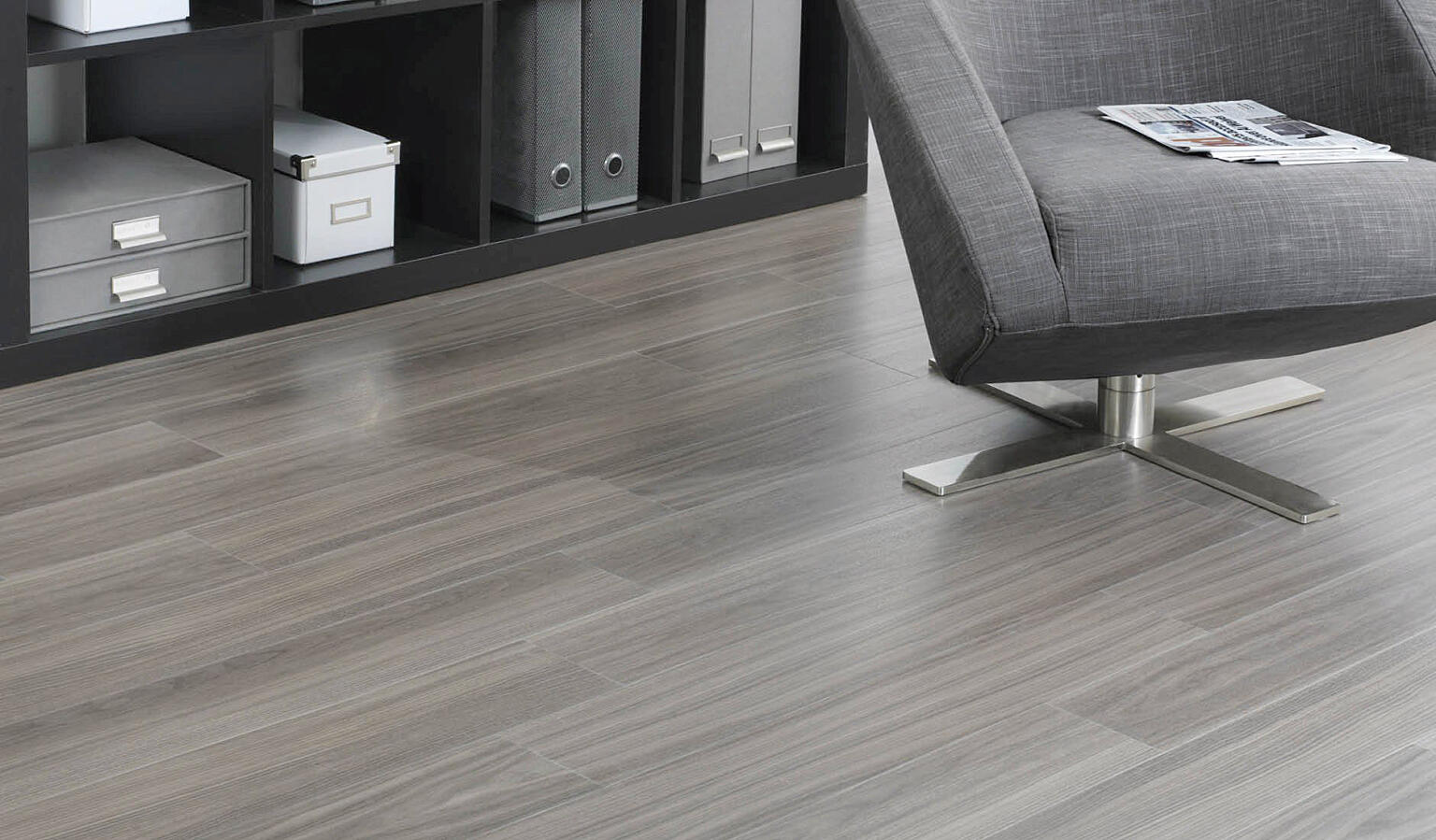 Harde gulv er godt egnet for kvalitetsstyrt renhold fordi smuss er godt synlig. Foto: laminate-flooring.com