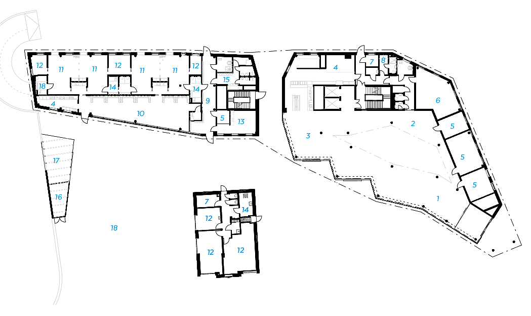 Plan 1. etasje. 1. Vestibyle, 2. Resepsjon, 3. Kantine, 4. Kjøkken, 5. Møterom, 6. Trimrom, 7. Kontor, 8. Garderobe, 9. Grovgarderobe, 10. Fingarderobe, lek, 11. Base, 12. Temarom, 13. Personalrom, 14. Stellerom, 15. Garderobe med dusj, 16. Bod, 17. Overdekket areal, 18. Uteområde for barnehagen.,19. Felles, 20. Tekjøkken