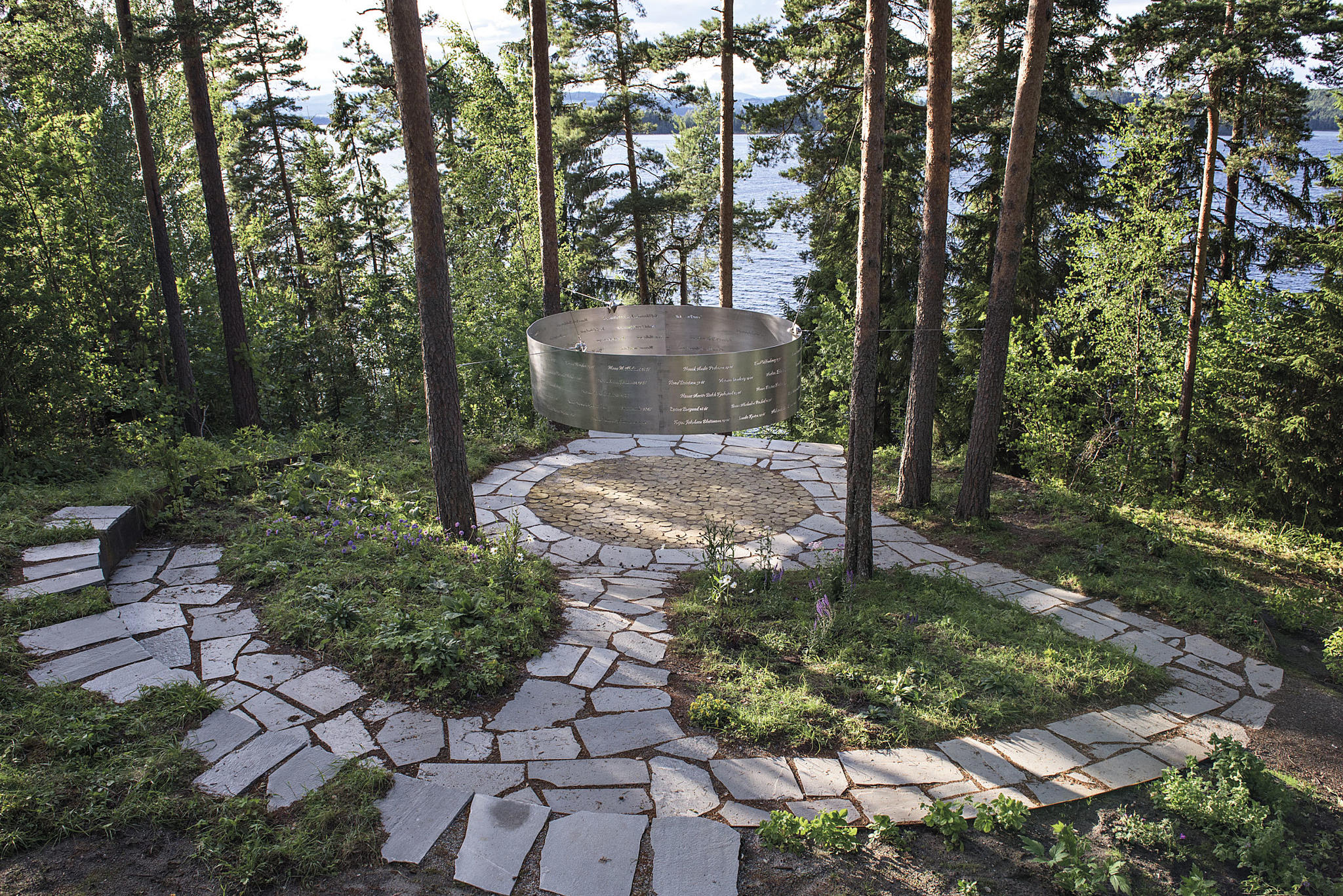 Lysningen, minnested på Utøya av 3RW Arkitekter