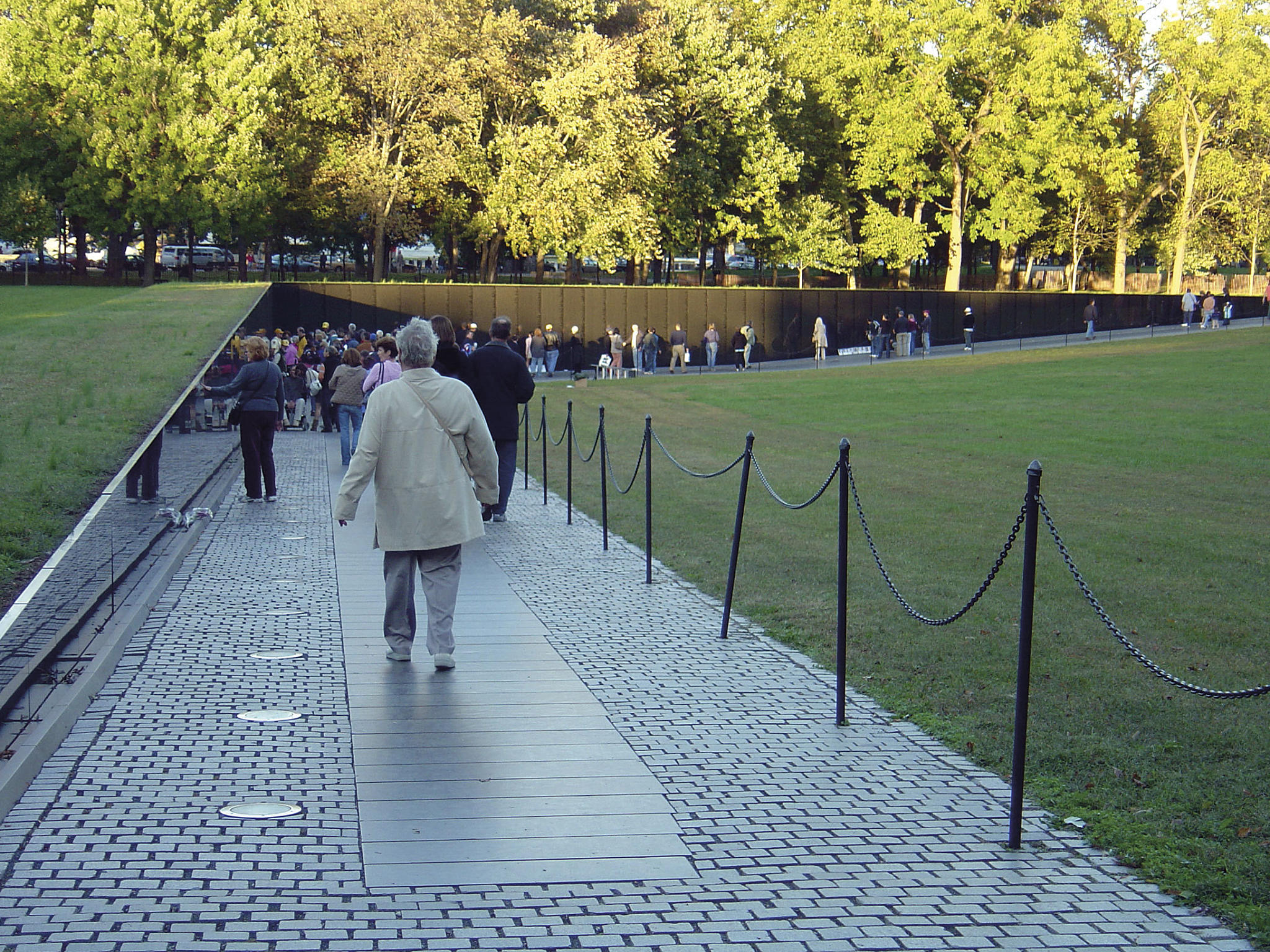 Vietnam Veterans Memorial, Washington DC, Maya Lin. Nede. Foto: Mack Male