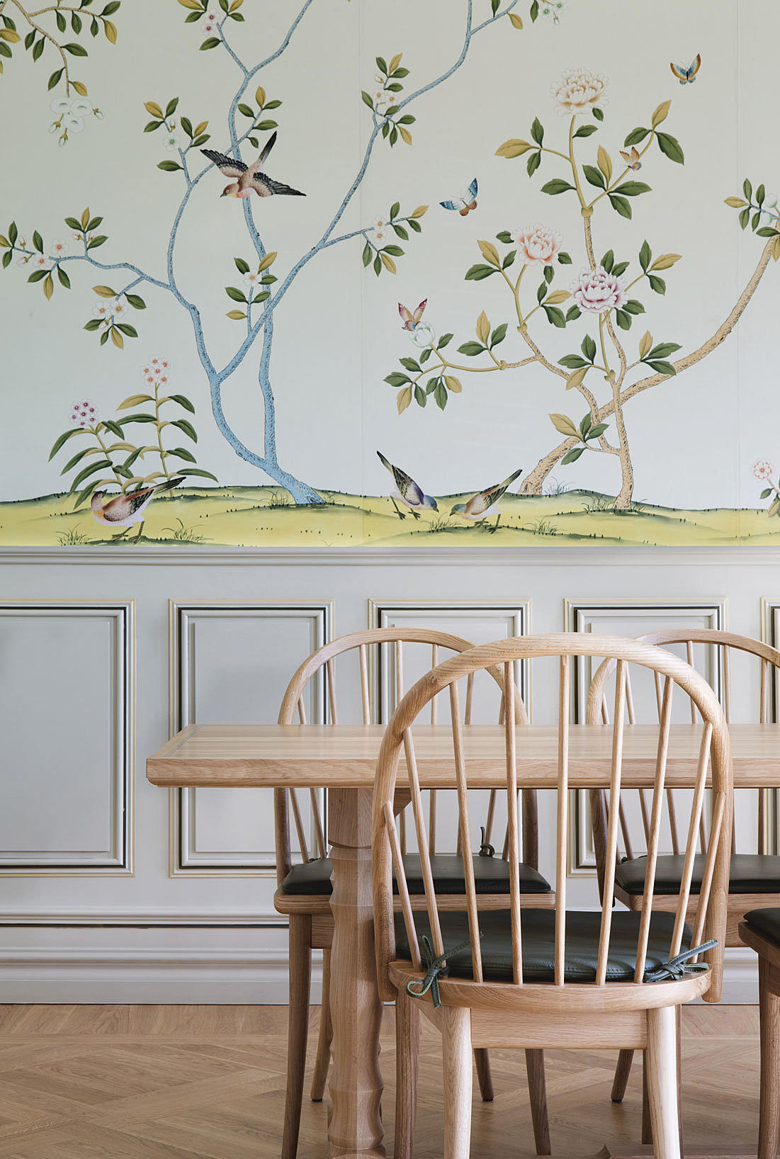 Tapeten i Kinarommet er håndmalt.