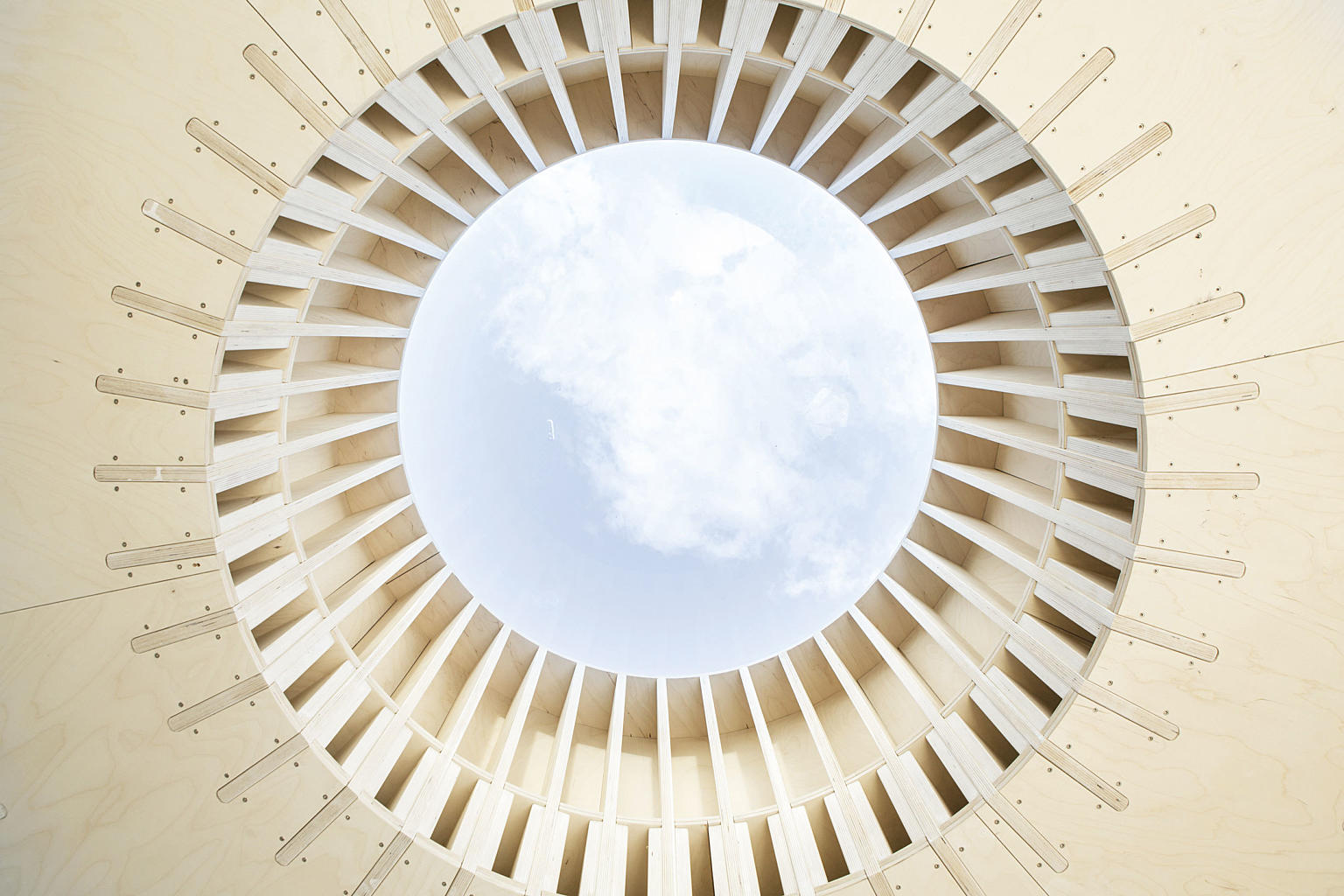 Rommets runde form skal sette hobbyen din i sentrum, forklarer Snøhetta.