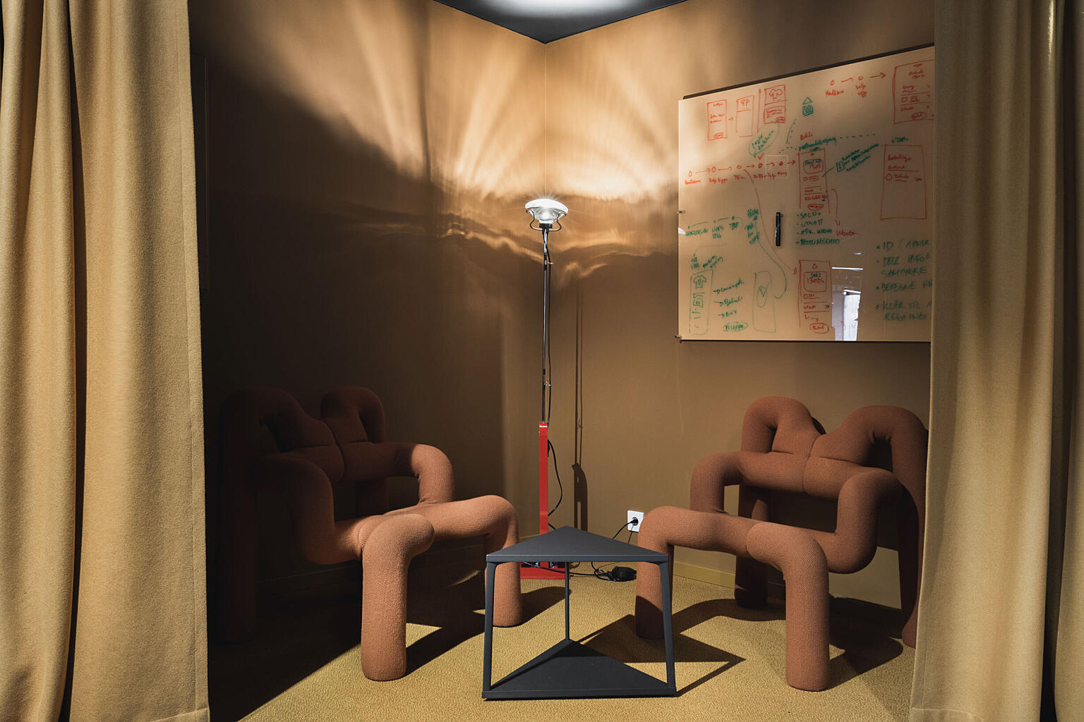 Ett av lokalets skjulte arbeidsrom.